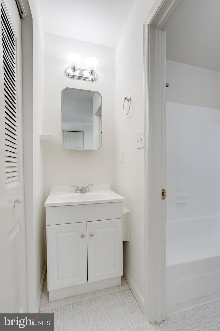 4527 Airlie Way photo 21