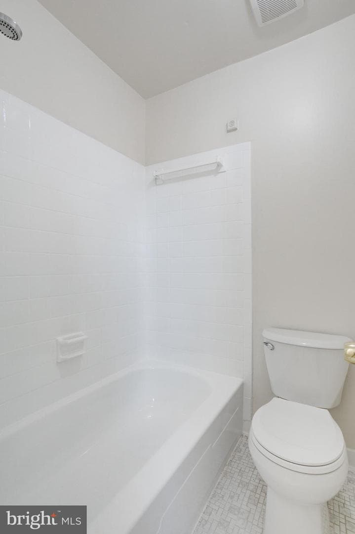 4527 Airlie Way photo 22