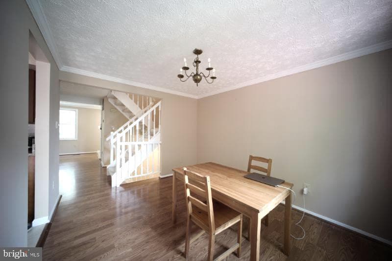 5935 Spruce Run Court photo 8