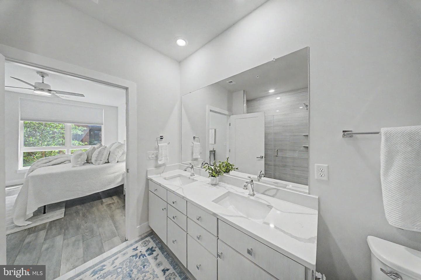 1761 Old Meadow Road #220 photo 11