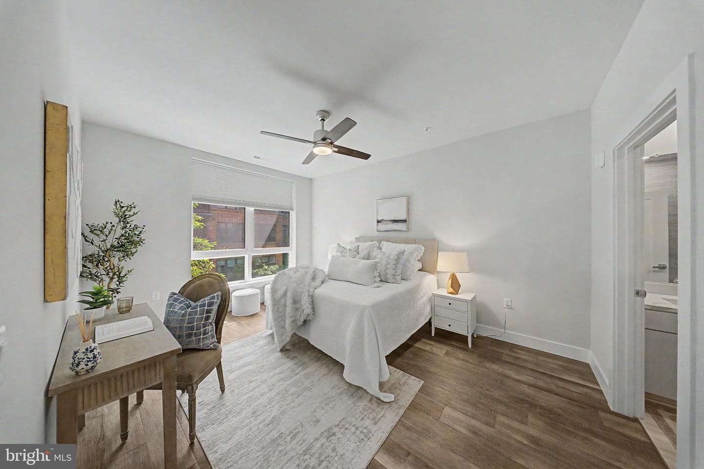 1761 Old Meadow Road #220 photo 8