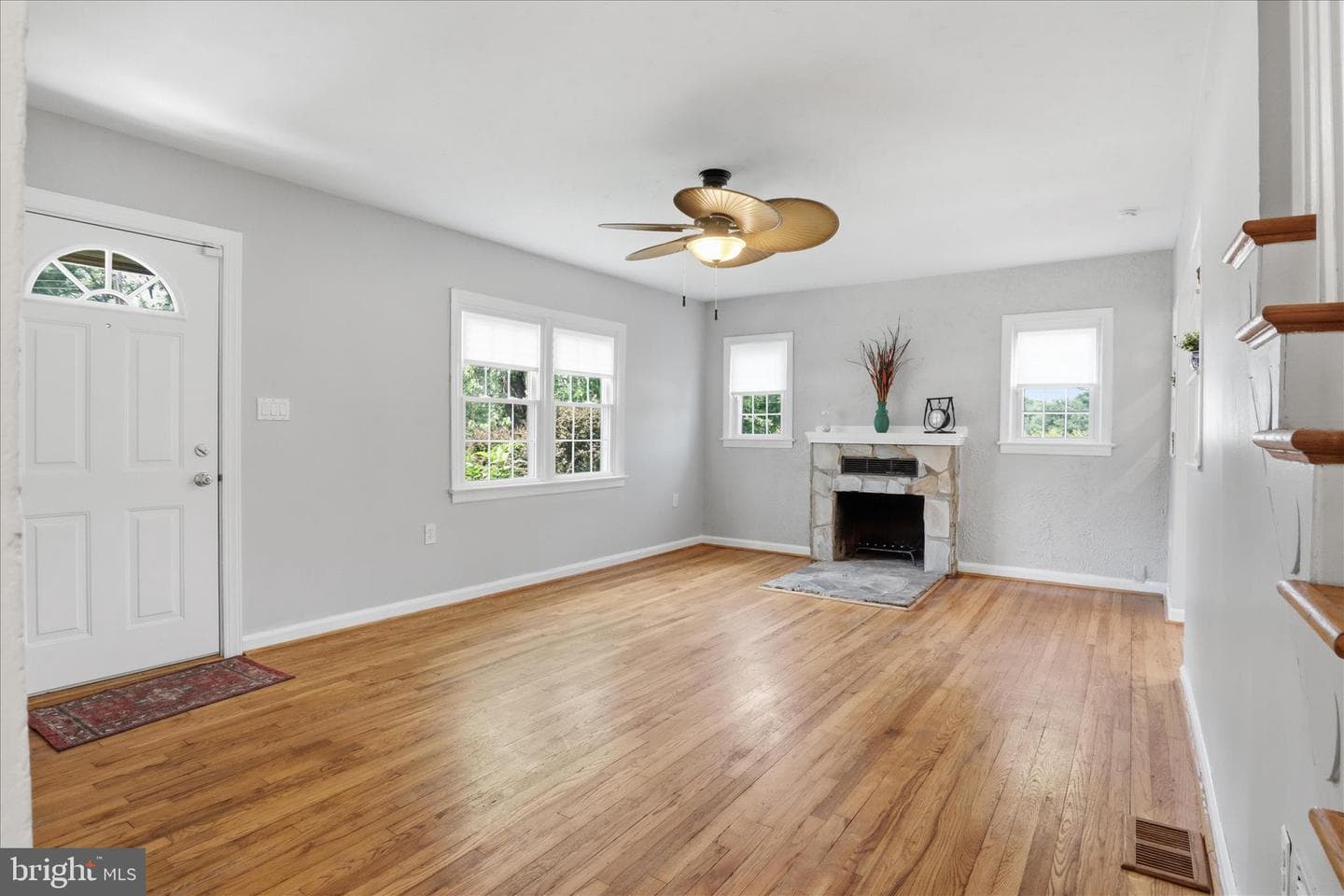 2504 Stone Hedge Drive photo 15