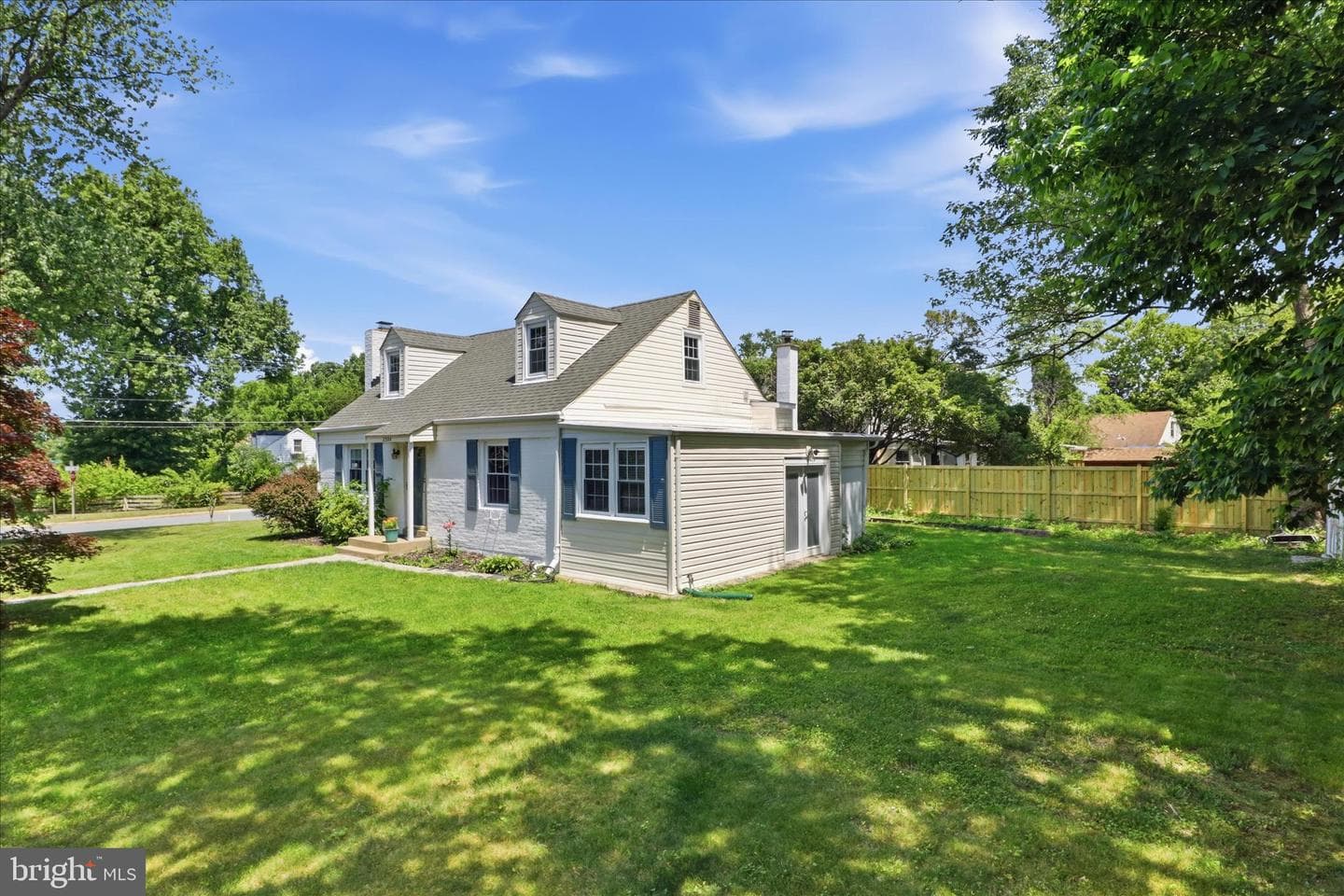 2504 Stone Hedge Drive photo 33