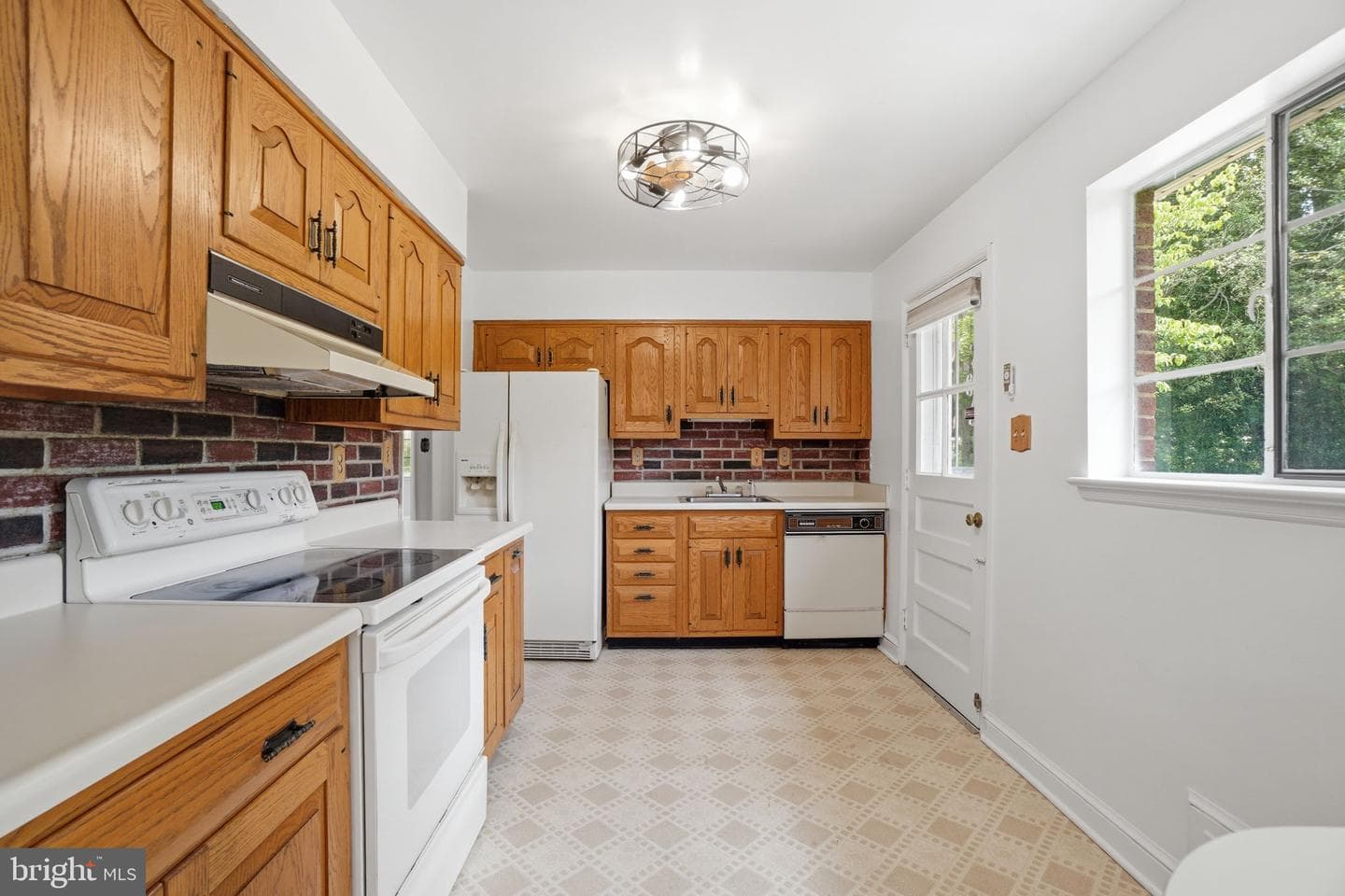 7005 Raleigh Road photo 9
