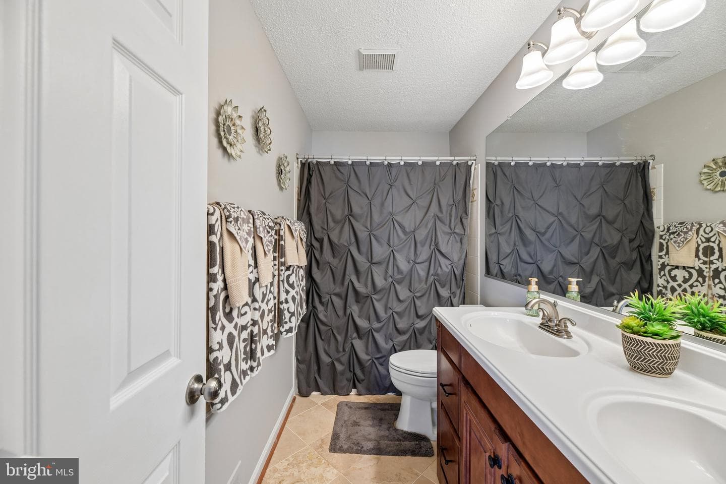 7004 Green Spring Lane photo 43