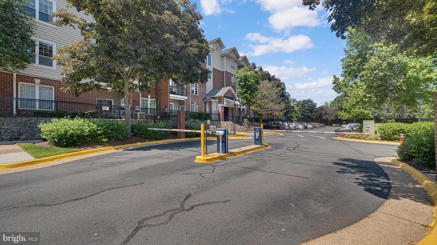 1530 Spring Gate Drive #9113 photo 12