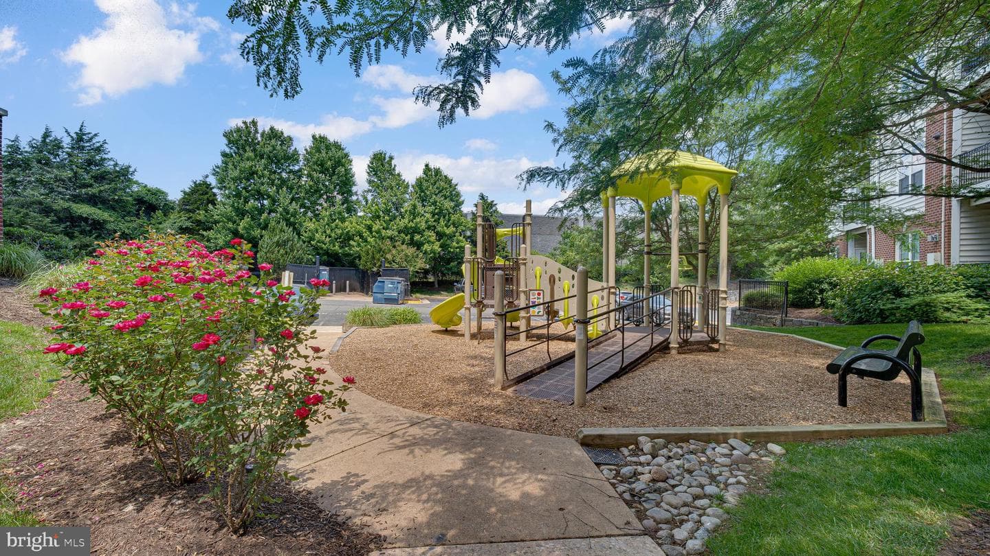 1530 Spring Gate Drive #9113 photo 23