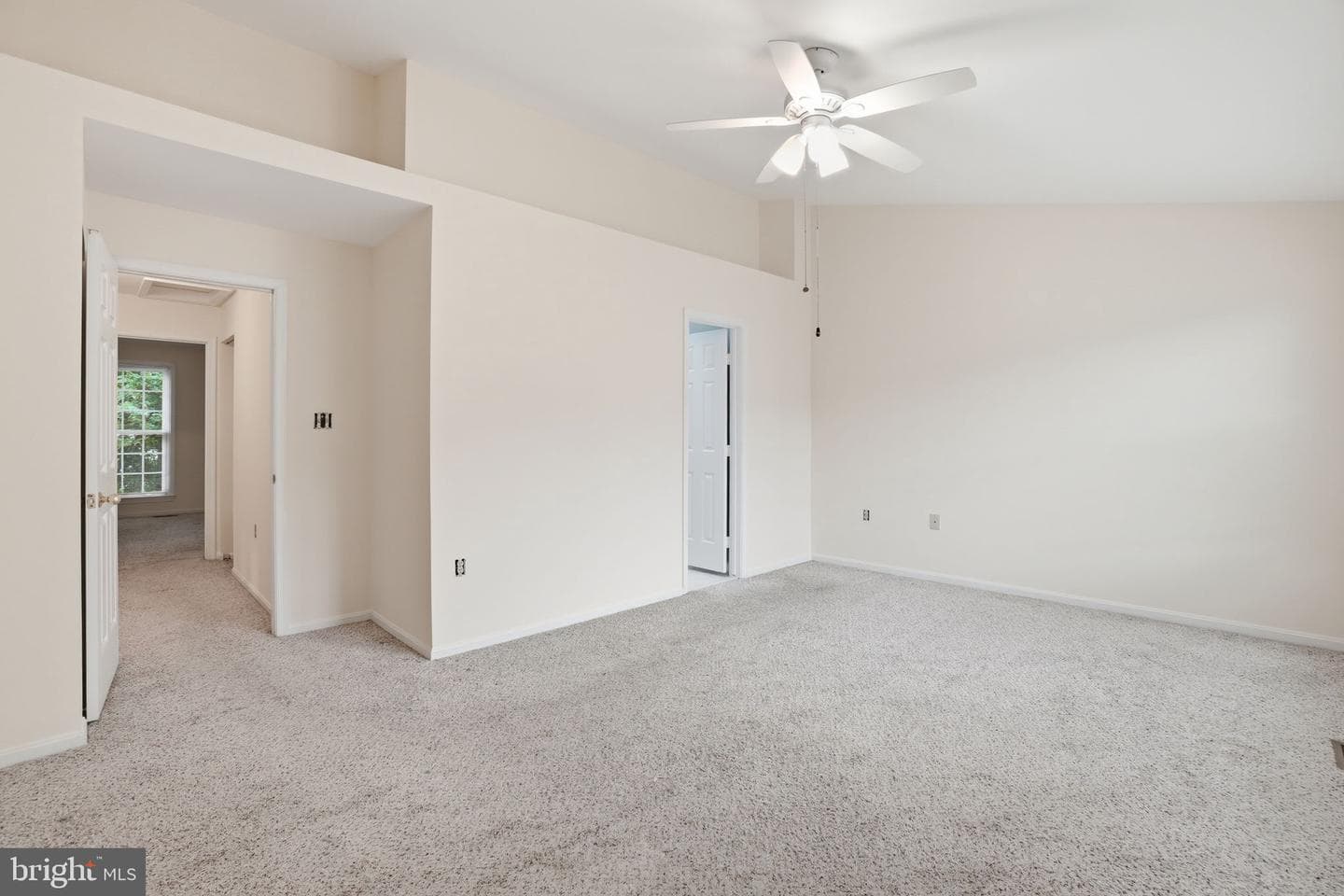 6537 Milva Lane photo 11