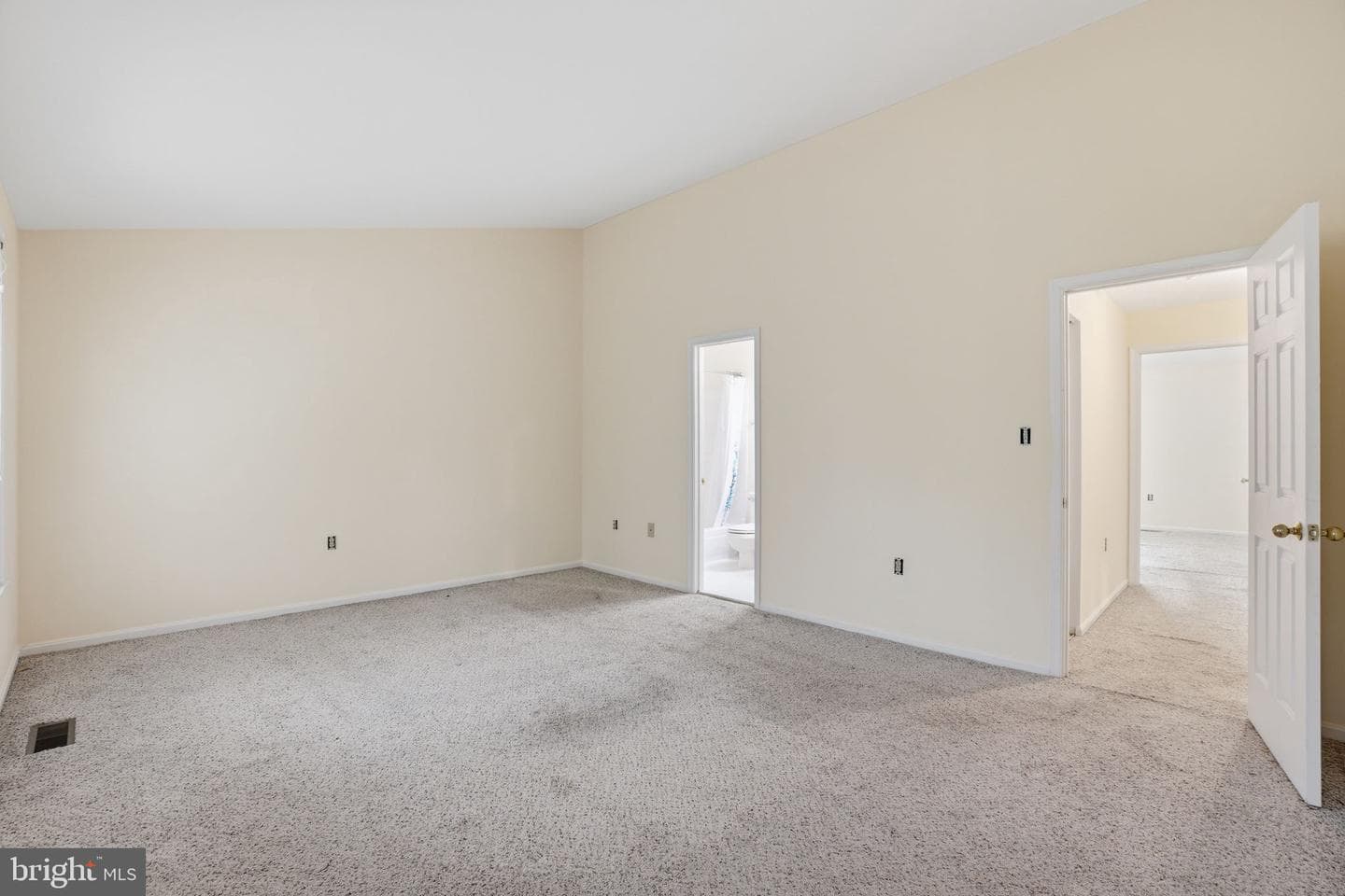6537 Milva Lane photo 13
