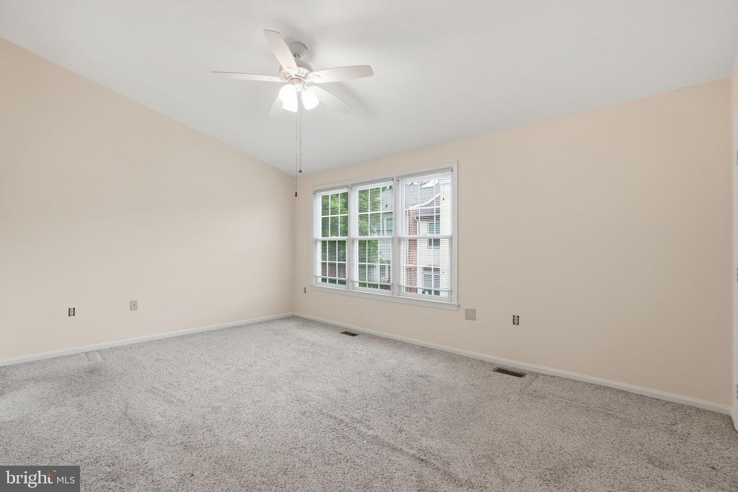 6537 Milva Lane photo 14