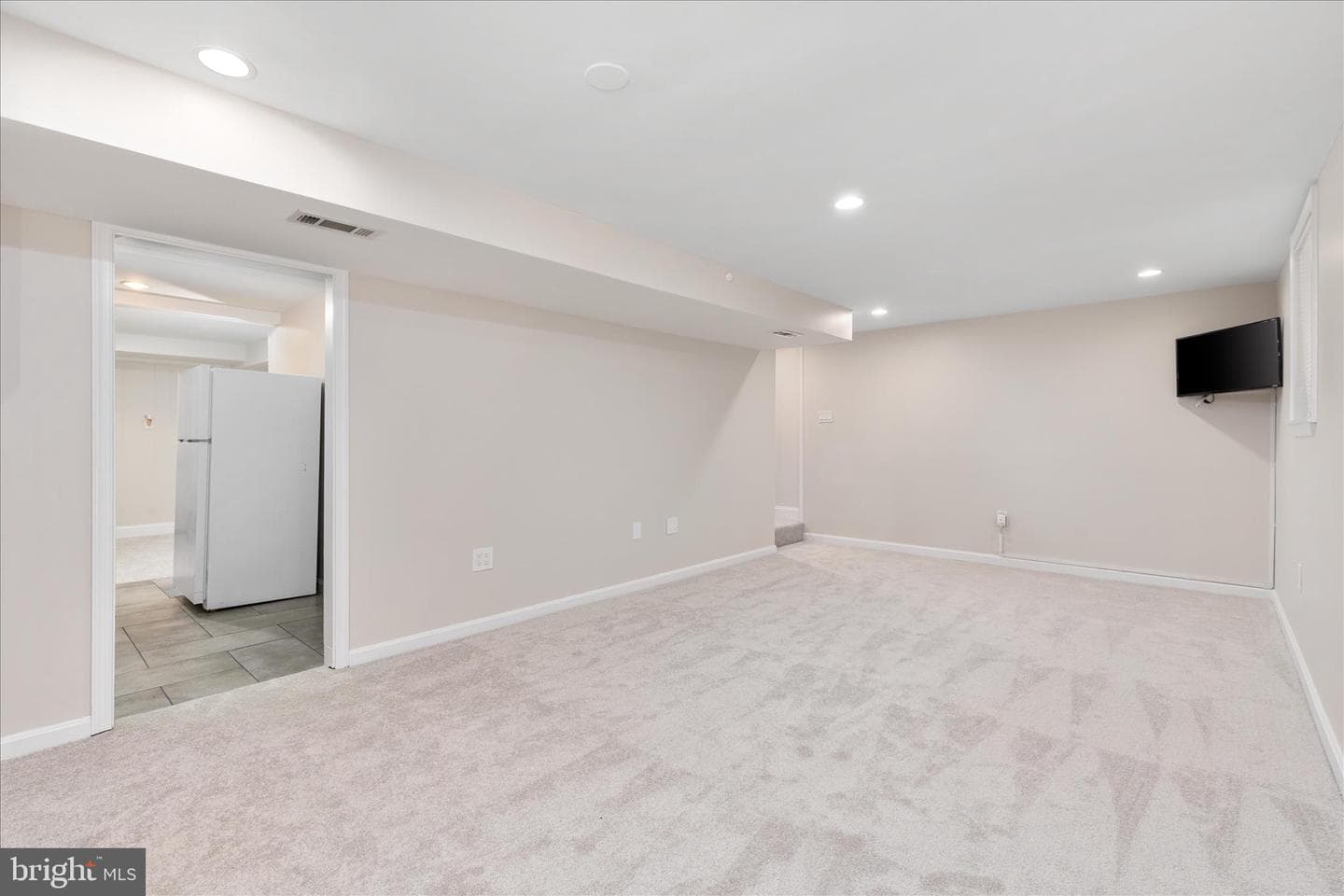 9100 Donna Dean Drive photo 35