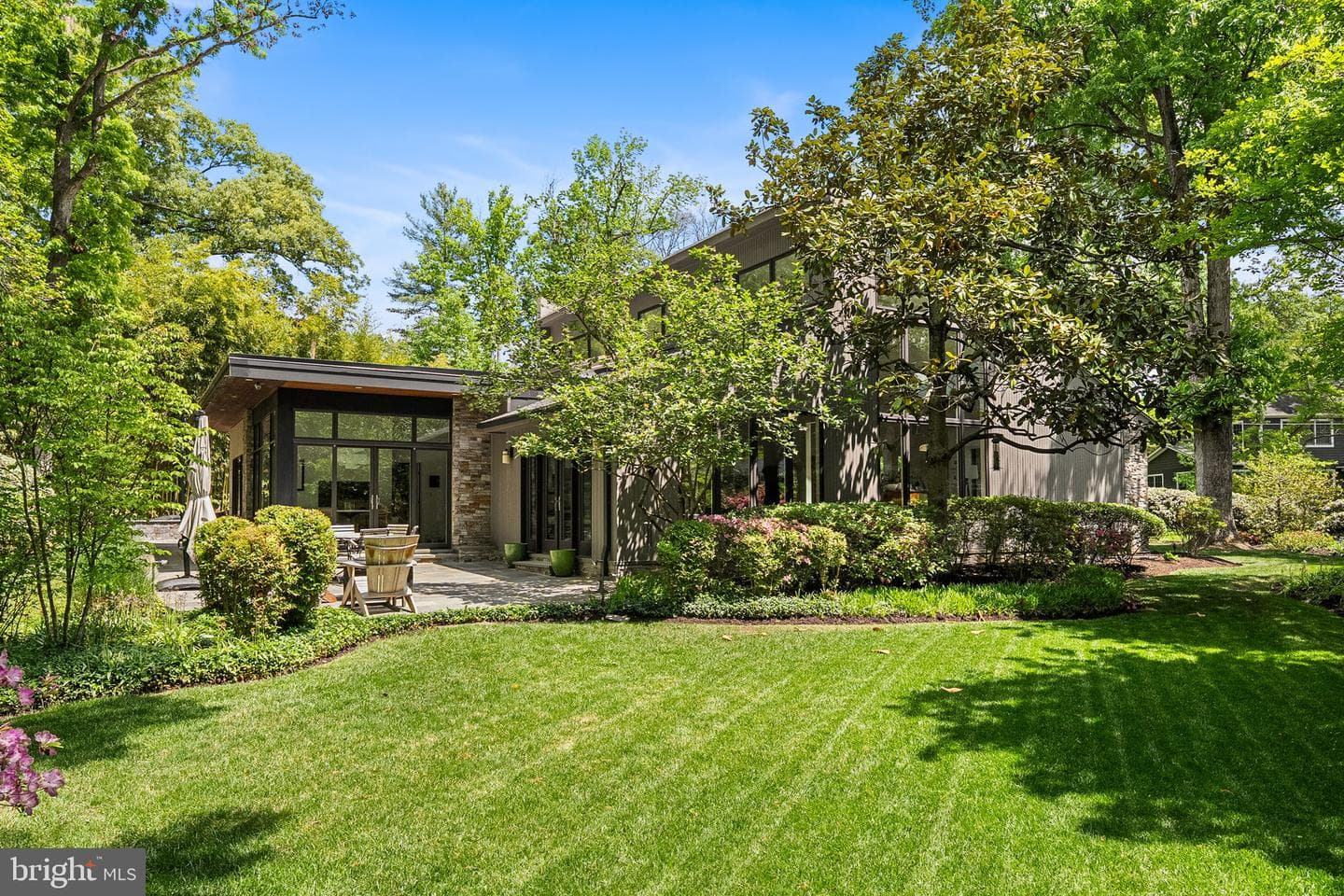7736 Tauxemont Road photo 8