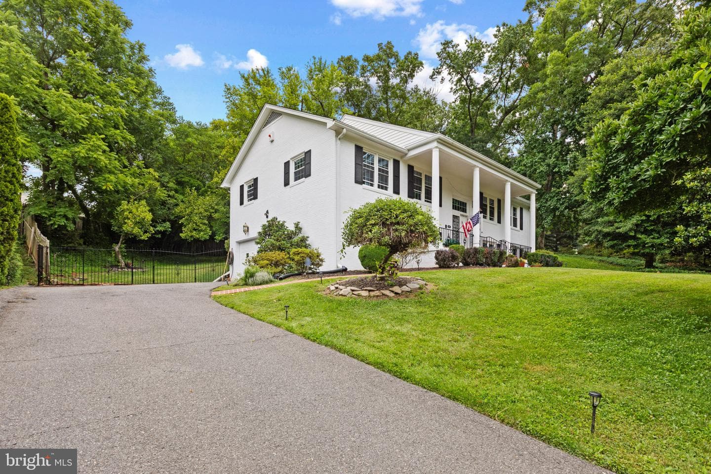 3713 Chanel Road, Annandale