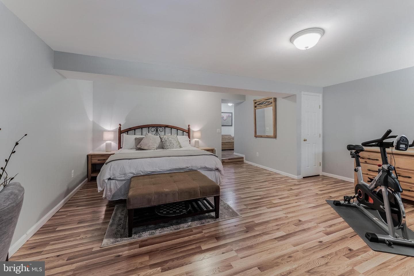 6033 Kestner Circle photo 32