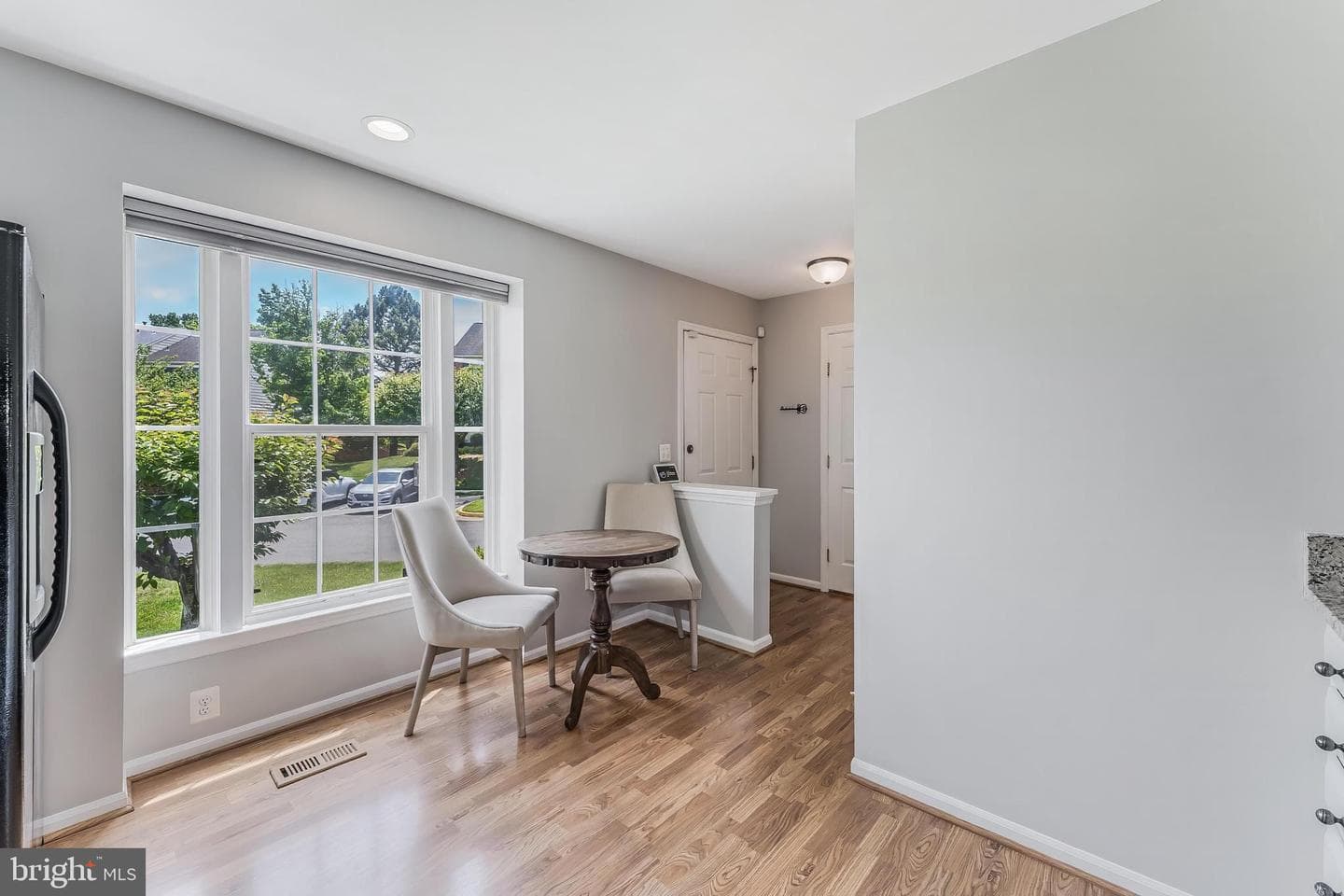 6033 Kestner Circle photo 7