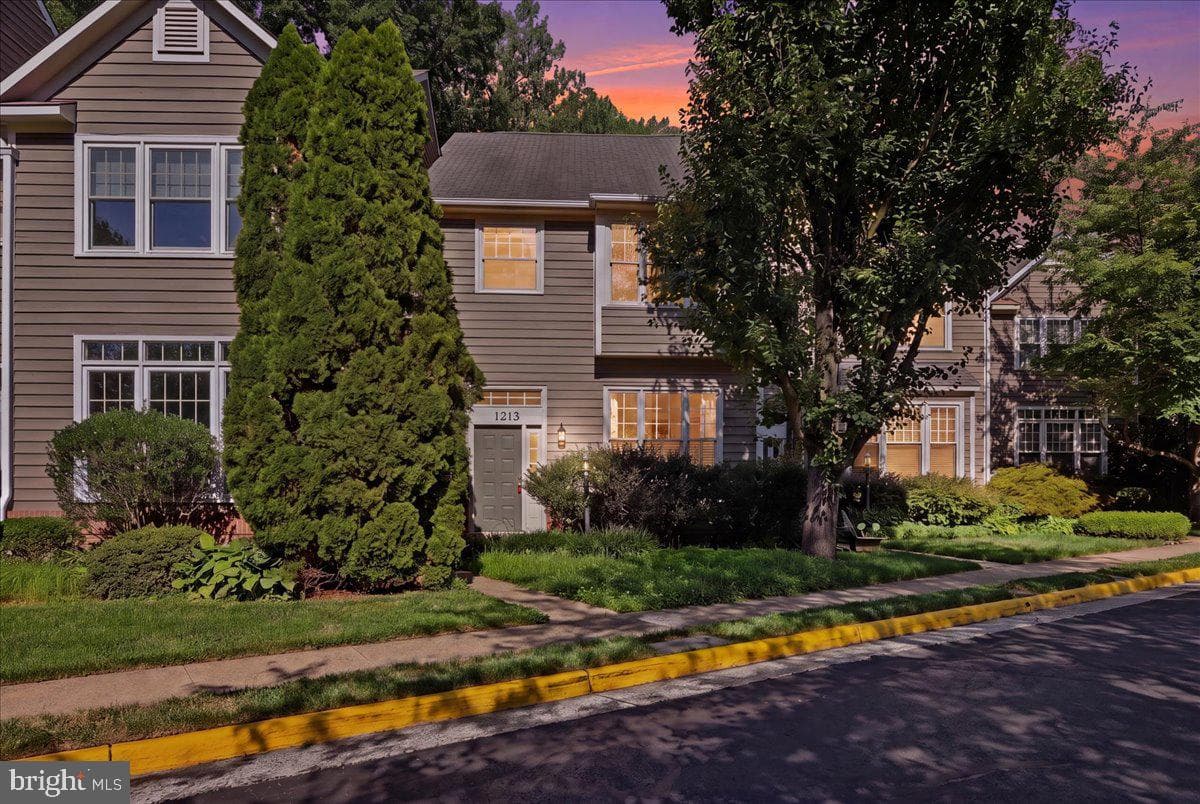 1213 Weatherstone Court