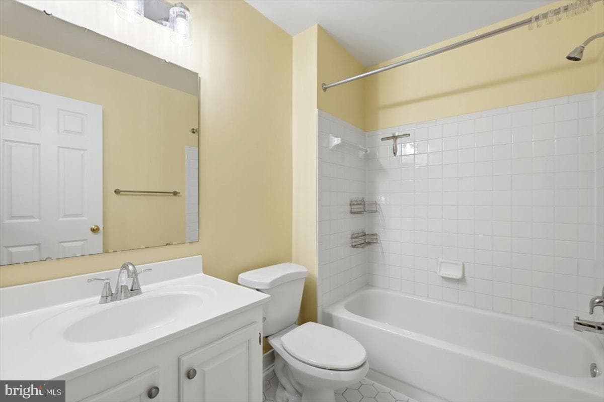 1213 Weatherstone Court photo 33