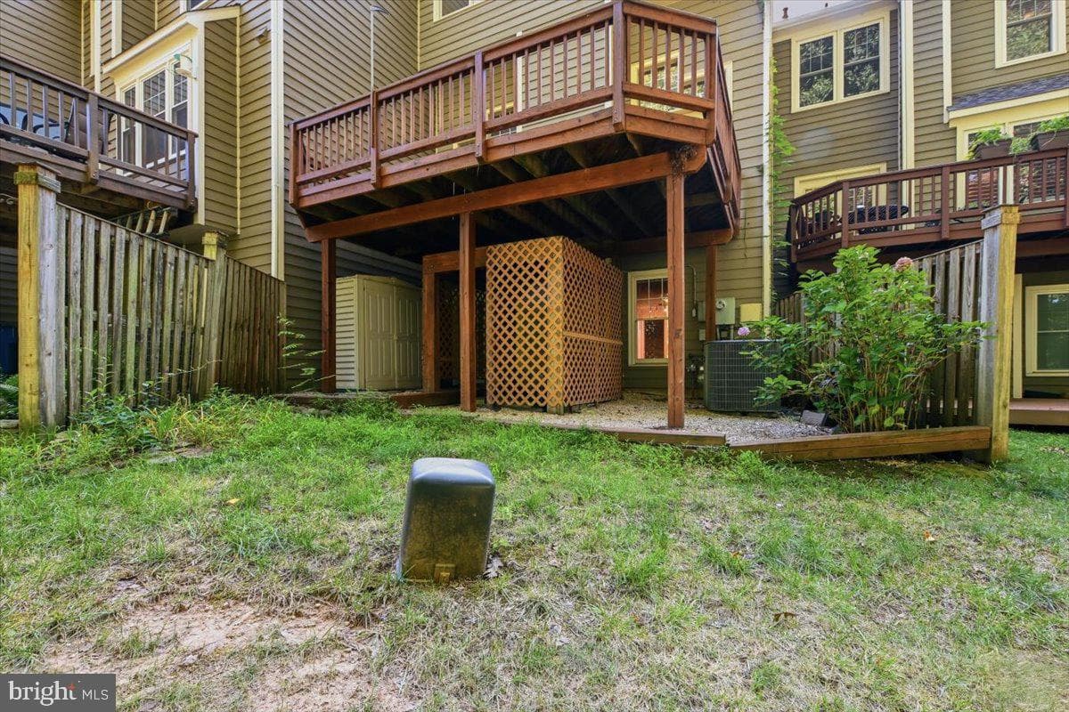 1213 Weatherstone Court photo 38
