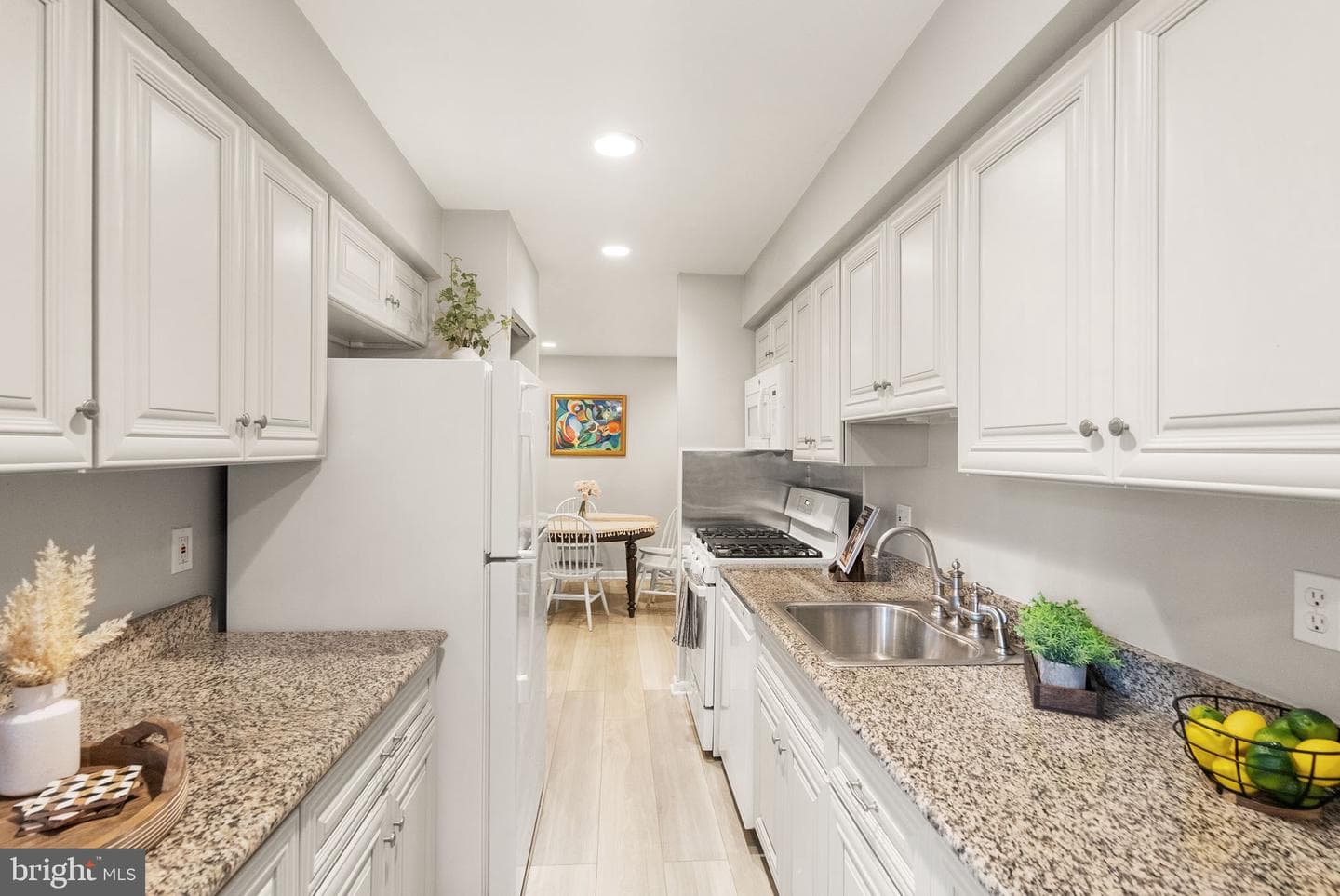 11200 Chestnut Grove Square #302 photo 12