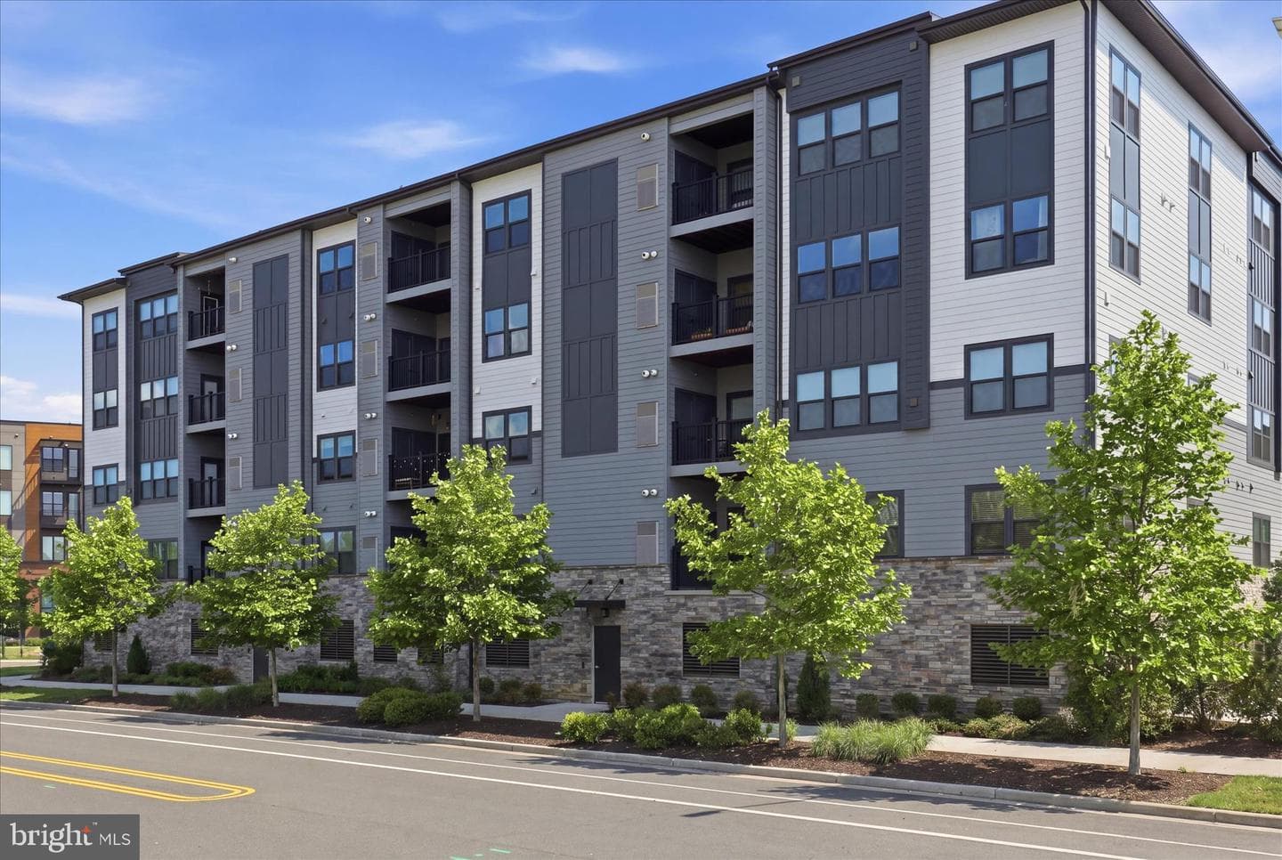 12850 Mosaic Park Way #2y, Herndon