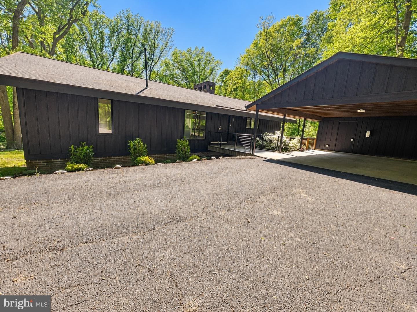 10236 Lawyers Road photo 3