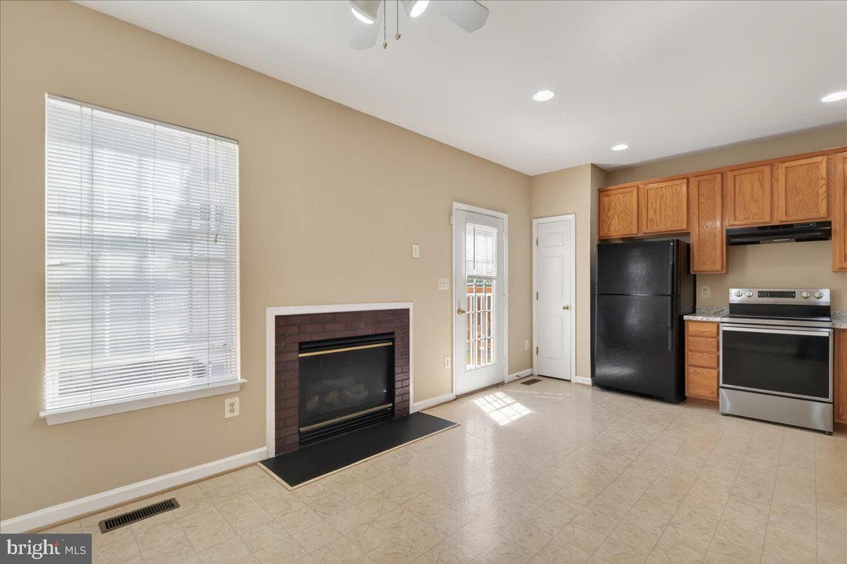 8506 Hallie Rose Place photo 21