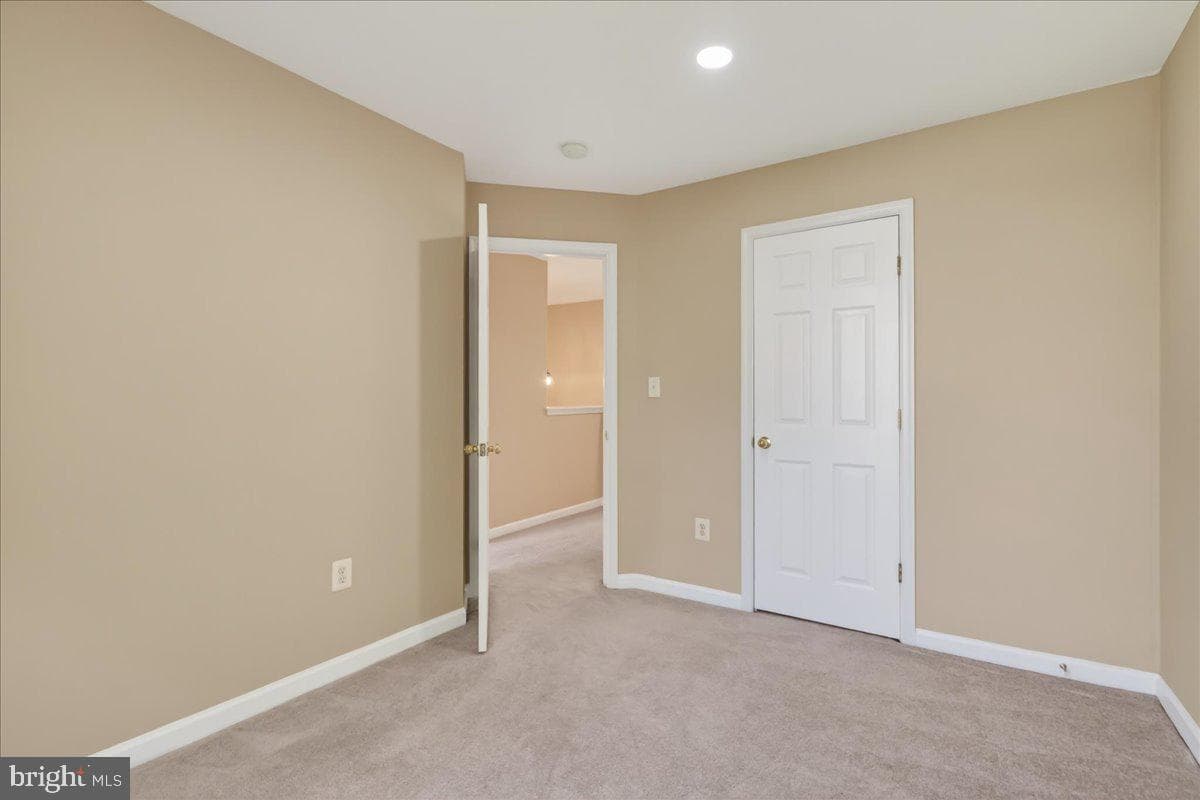 8506 Hallie Rose Place photo 34