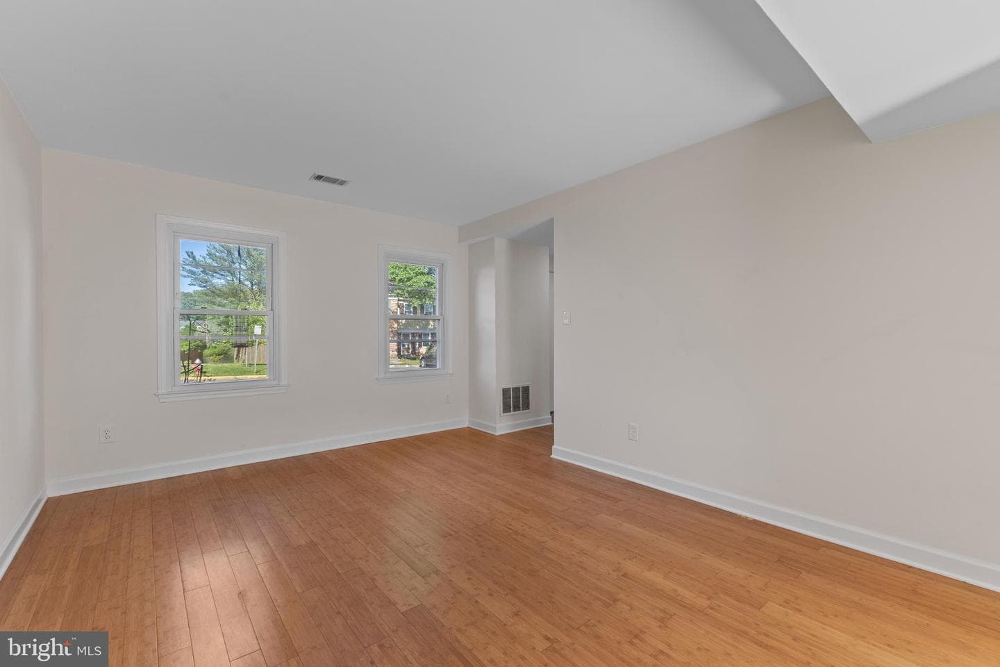 5537 Kendrick Lane photo 17