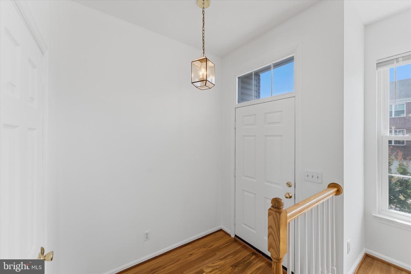 2550 James Monroe Circle photo 10