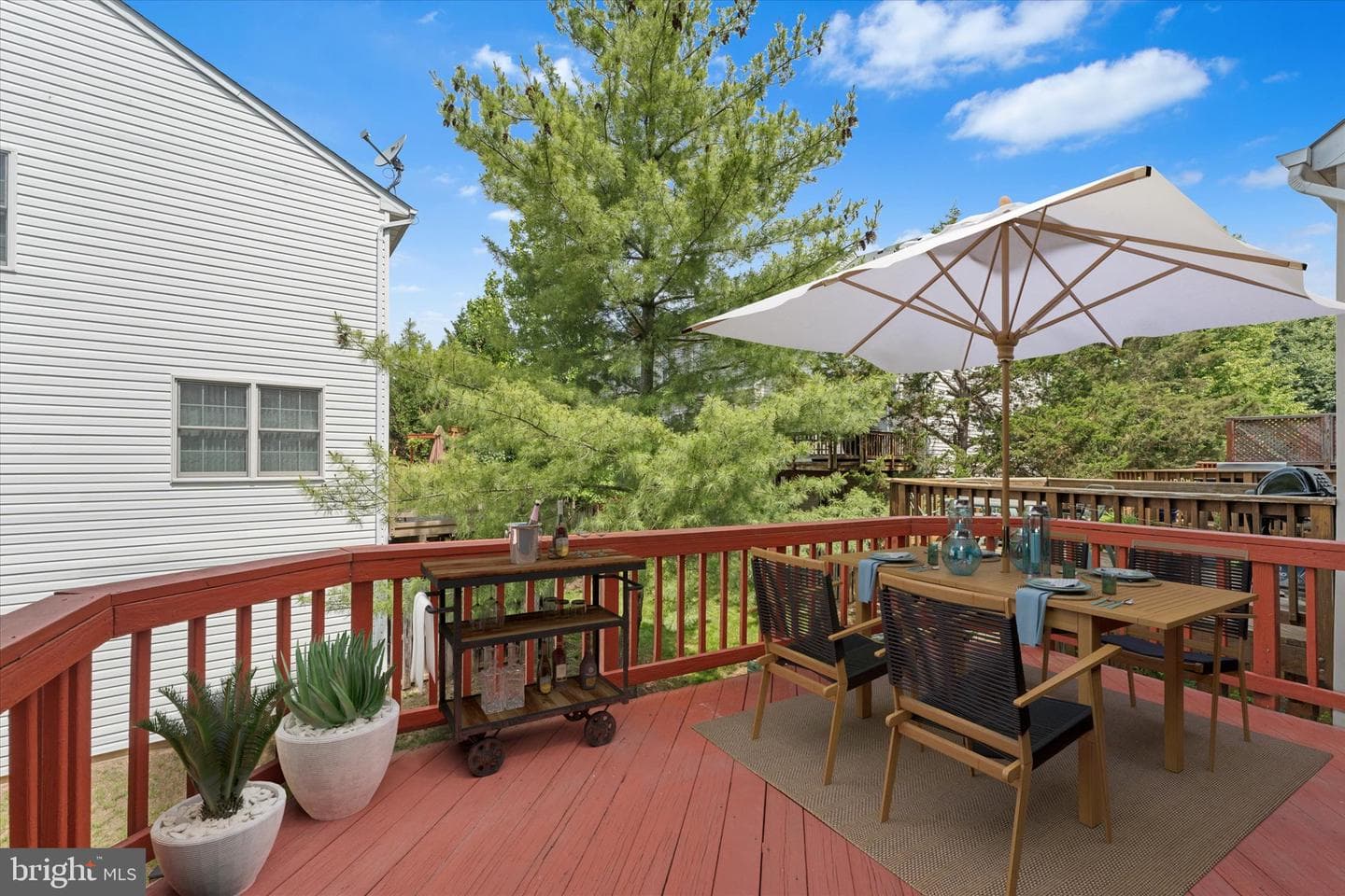2550 James Monroe Circle photo 2