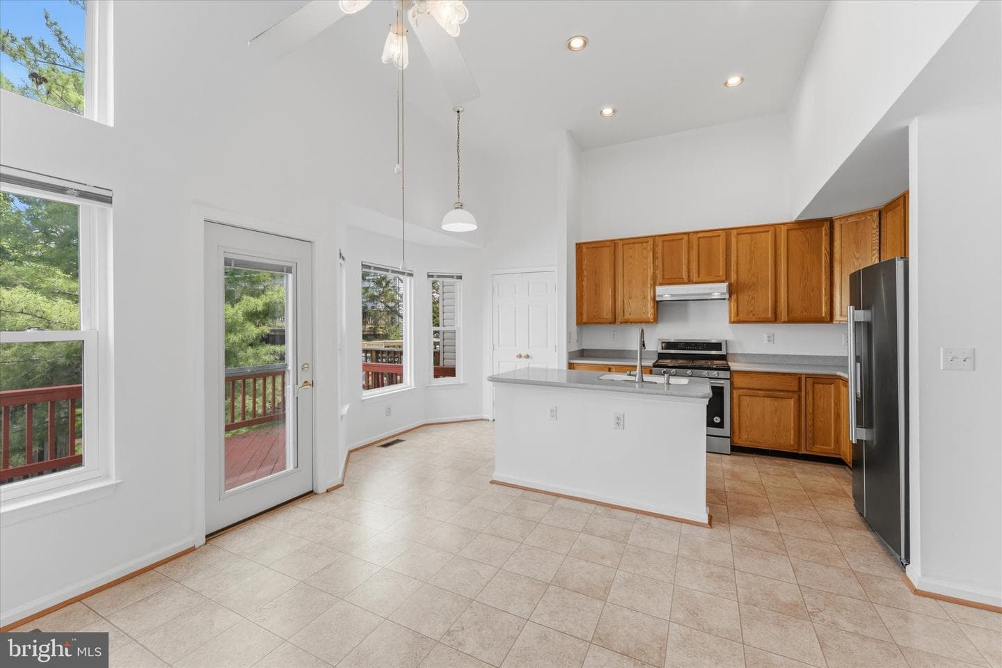 2550 James Monroe Circle photo 25