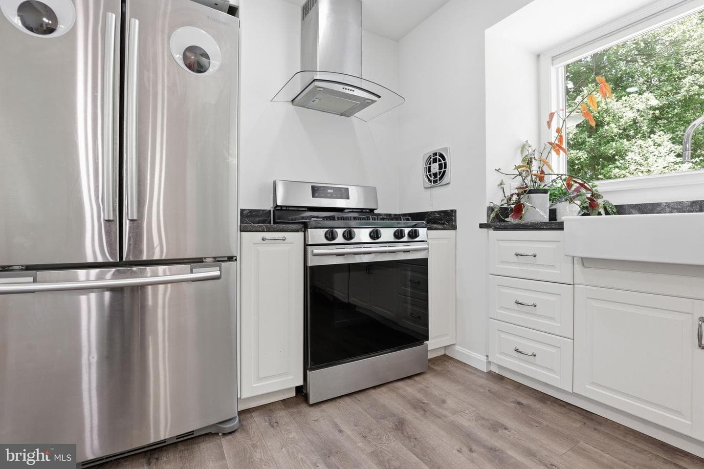 10926 Roma Street photo 11
