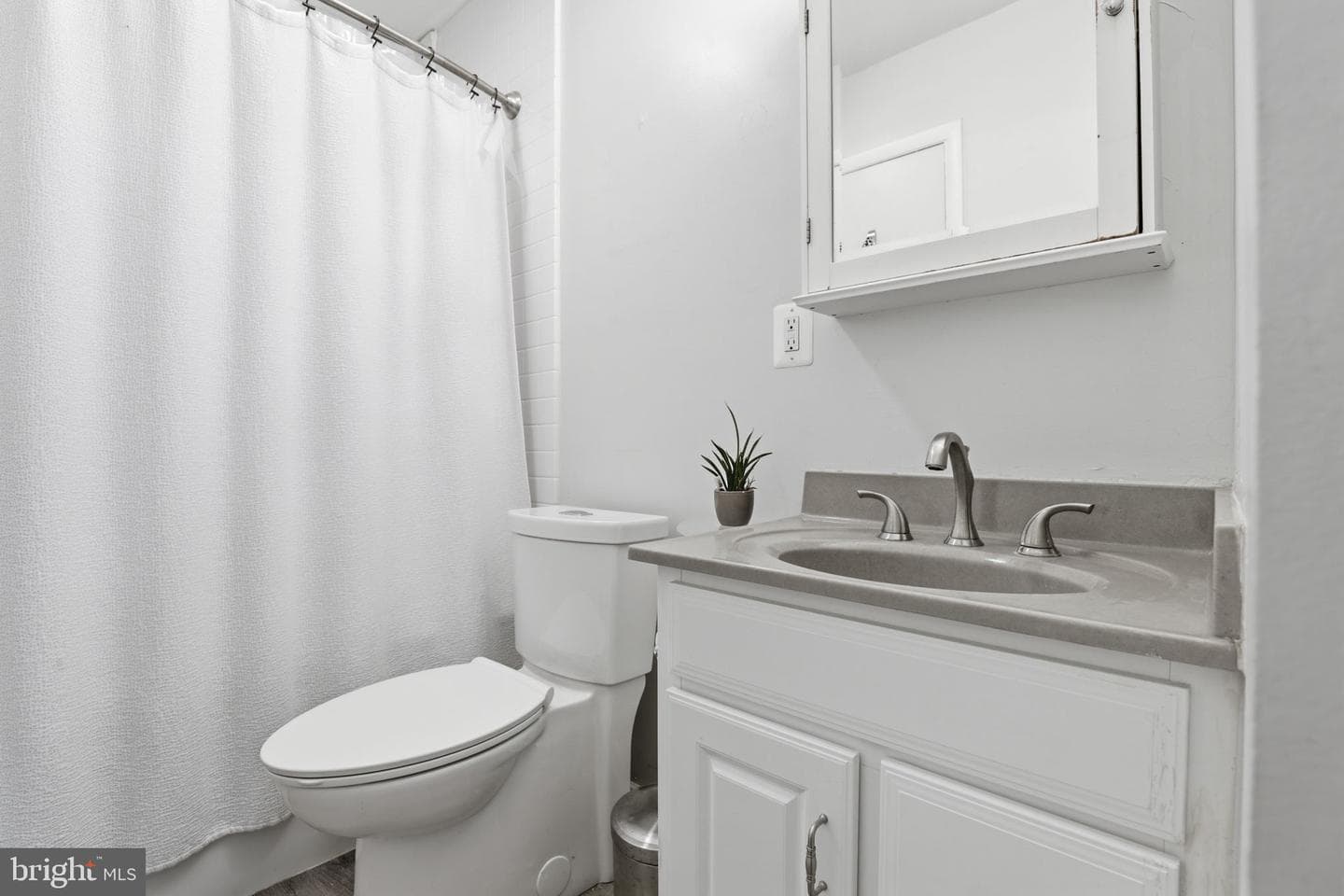 10926 Roma Street photo 22
