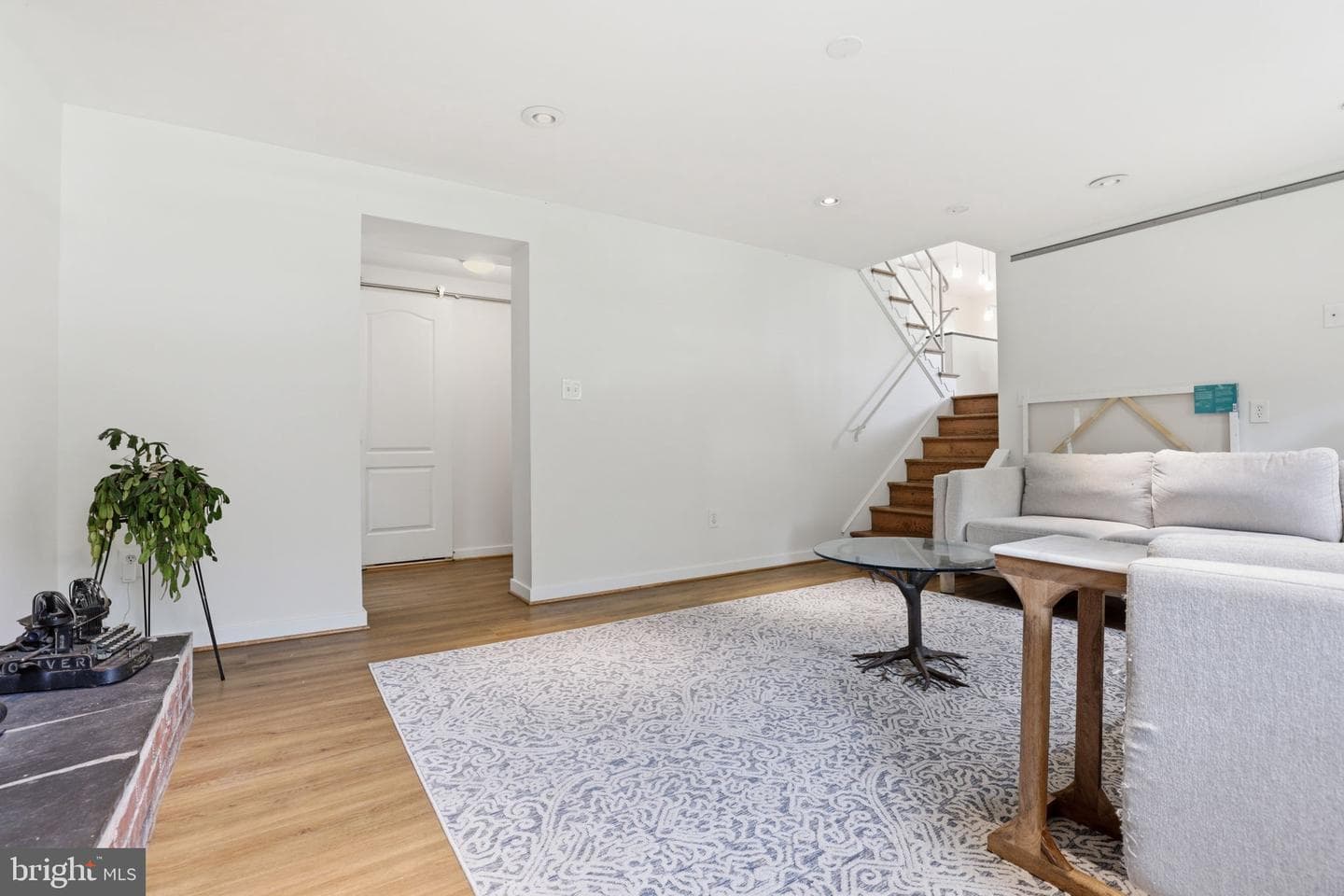 10926 Roma Street photo 31