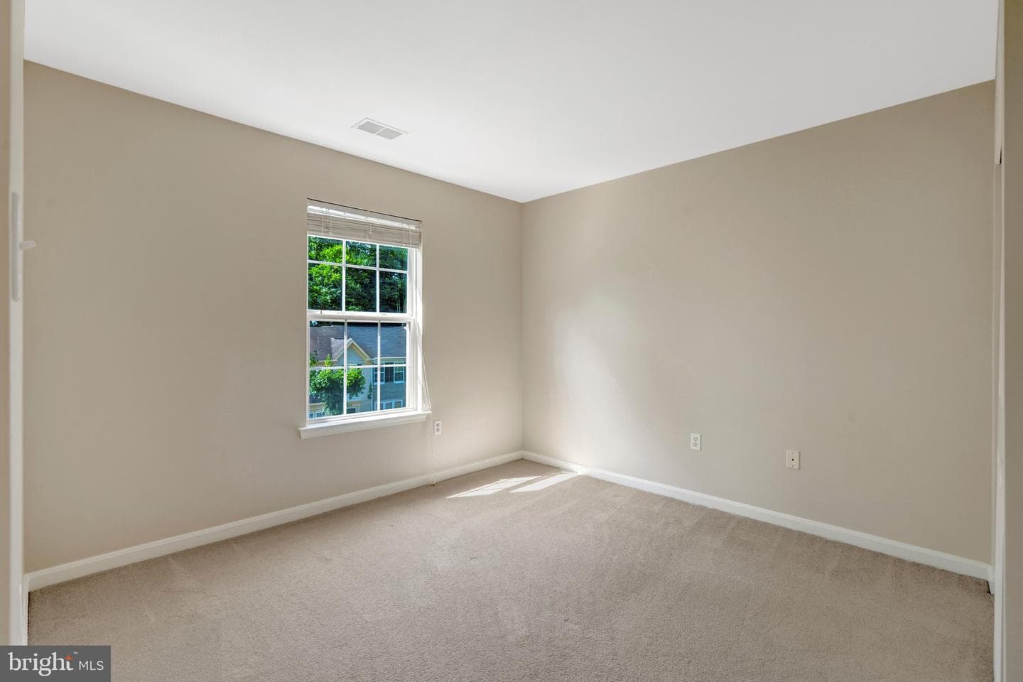 7706 Shadowcreek Terrace photo 20