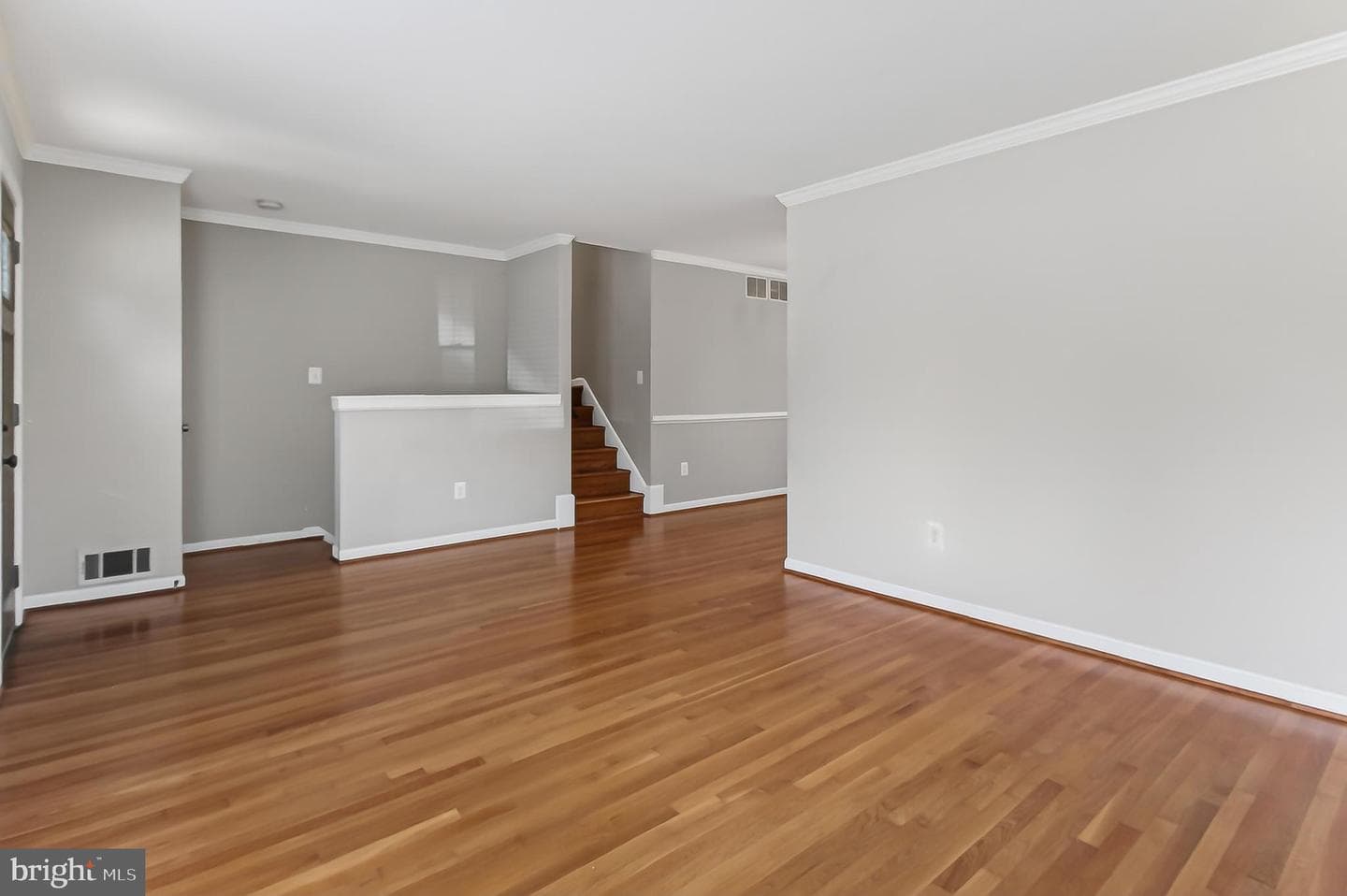 1210 Croton Drive photo 5