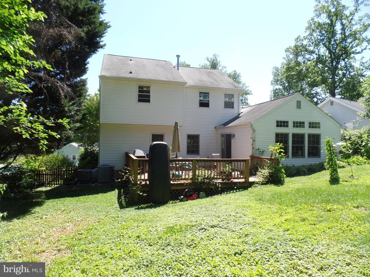 7730 Leonard Drive photo 7