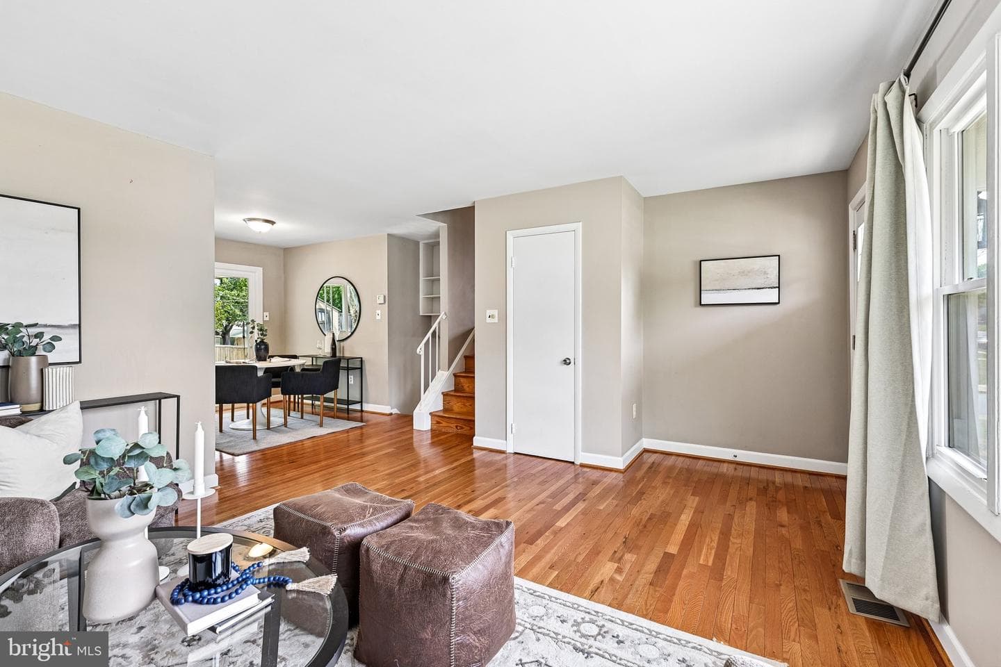6119 Marilyn Drive photo 10