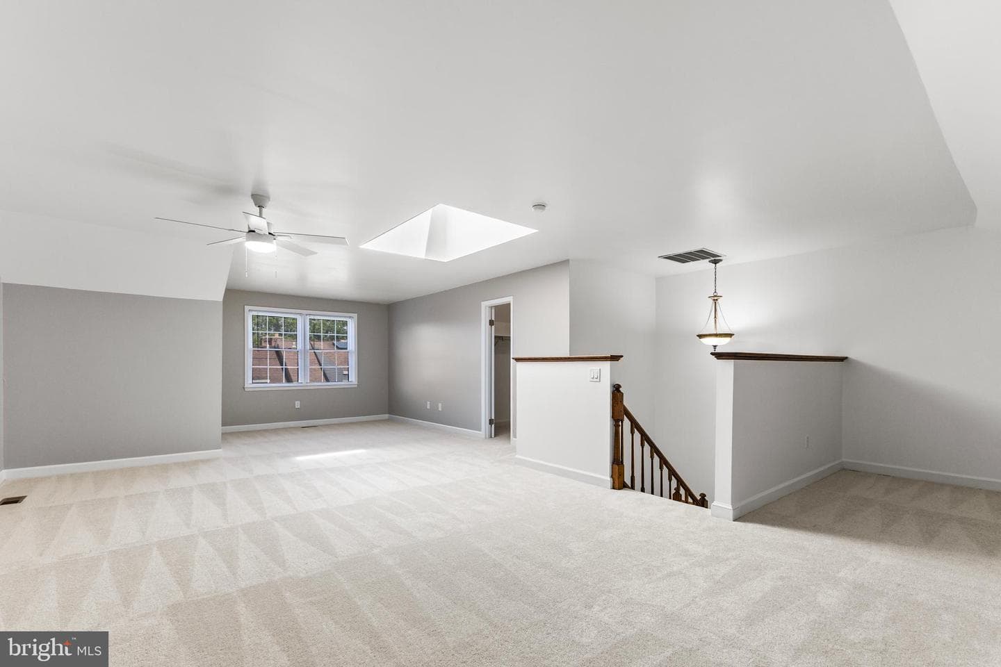 6308 Chaucer View Circle photo 32