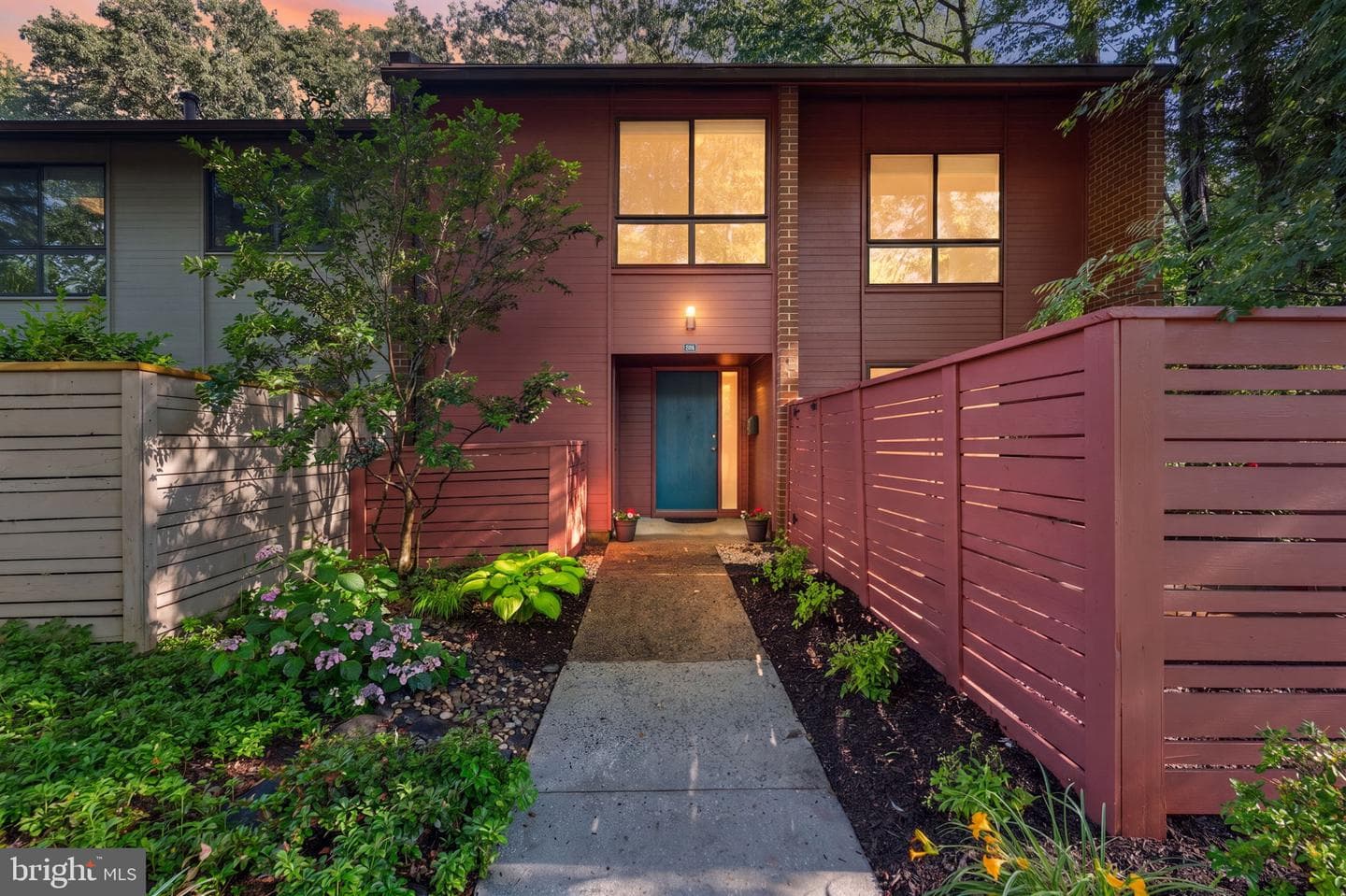 11733 Indian Ridge Road photo 2