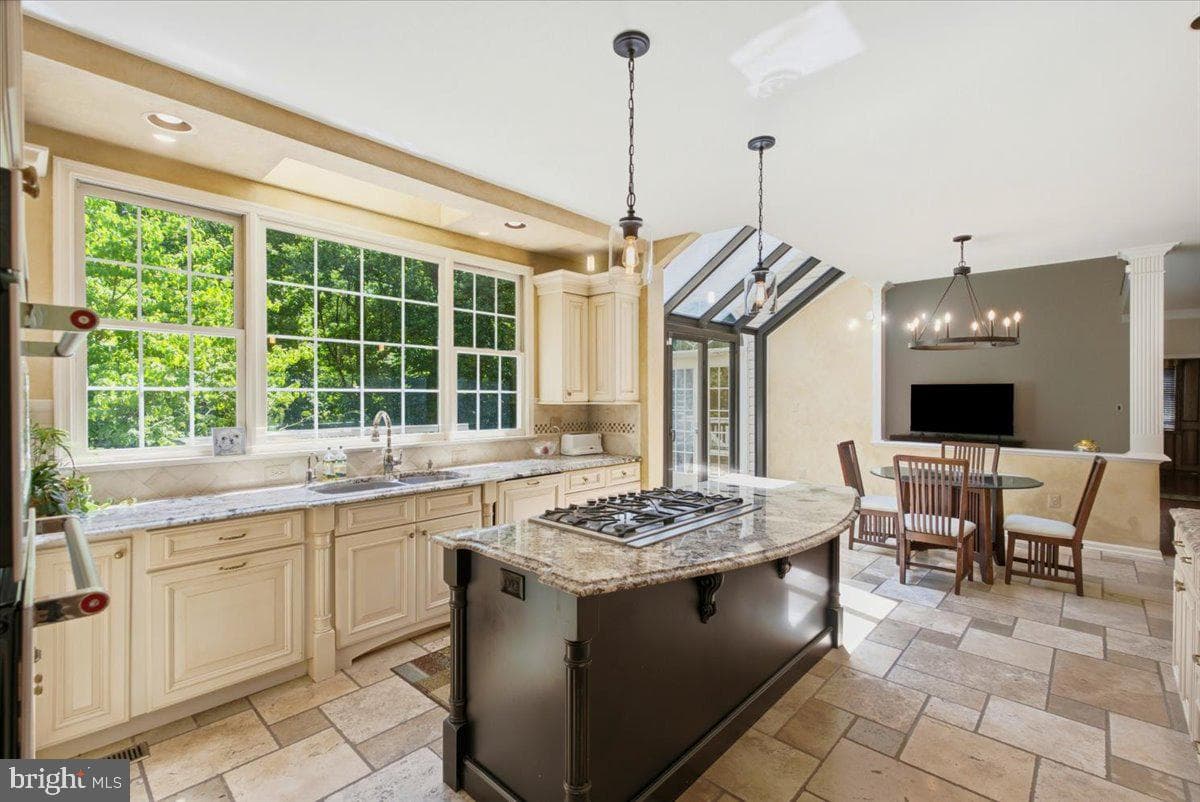 11224 Devereux Manor Lane photo 24