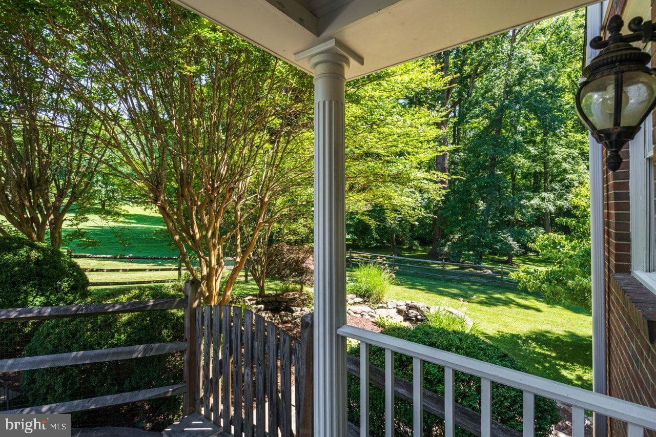11224 Devereux Manor Lane photo 26