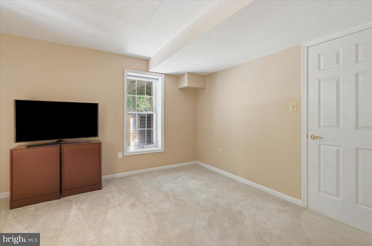 11224 Devereux Manor Lane photo 55