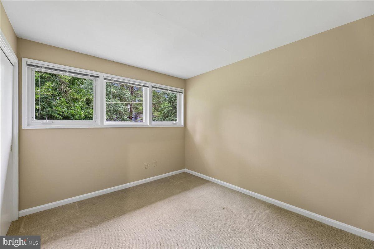 3609 Pinetree Terrace photo 17