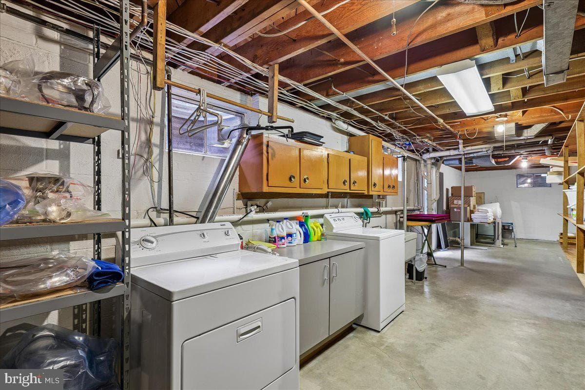 3609 Pinetree Terrace photo 29