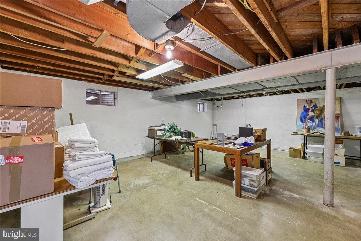 3609 Pinetree Terrace photo 32