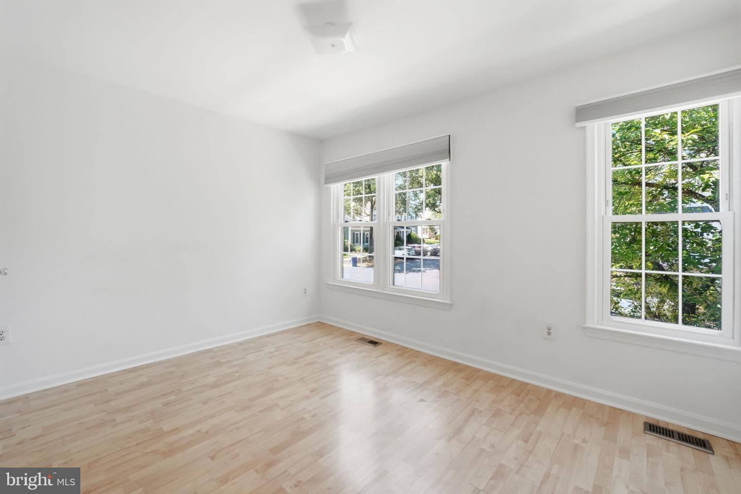 6472 Brick Hearth Court photo 24