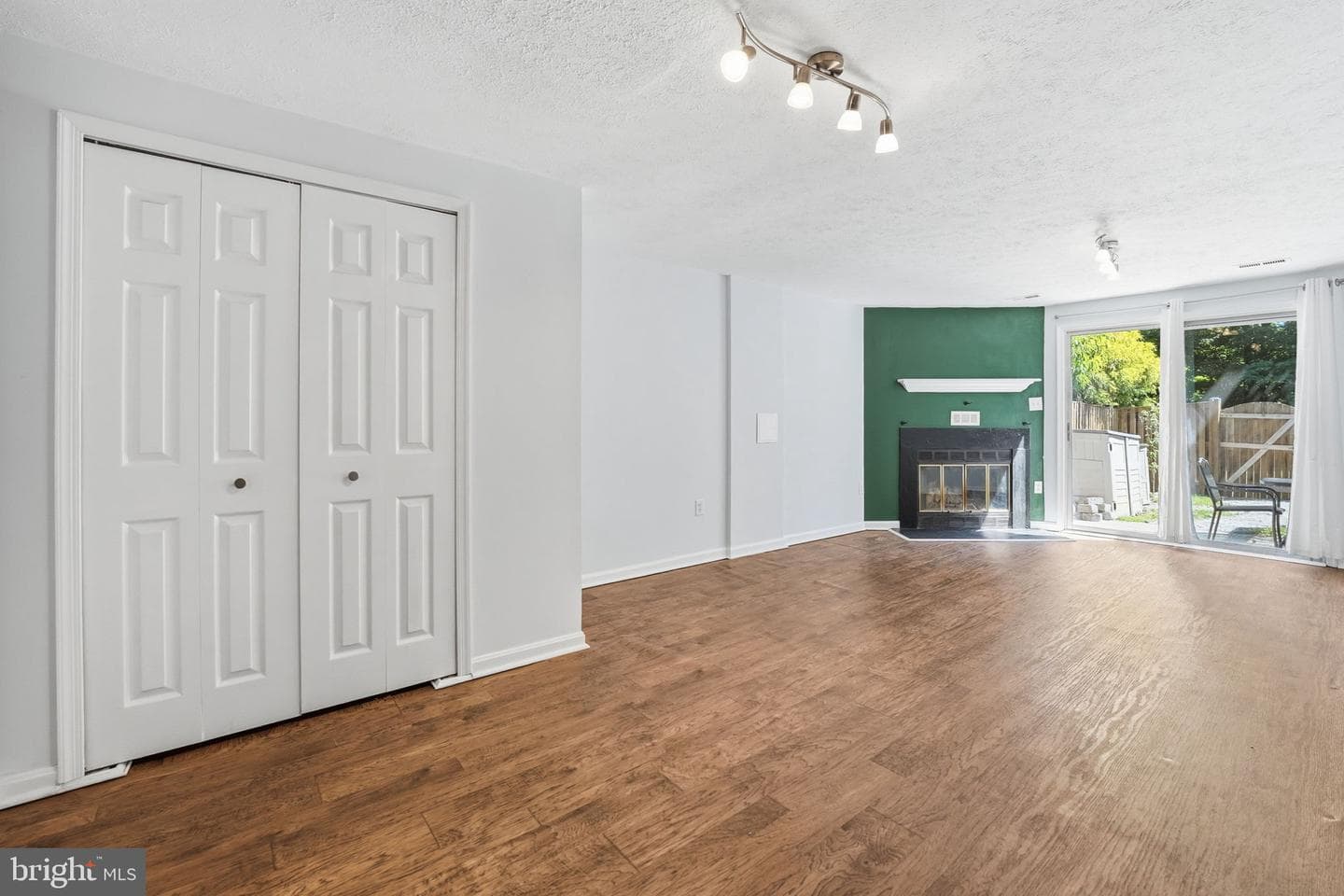 6472 Brick Hearth Court photo 27