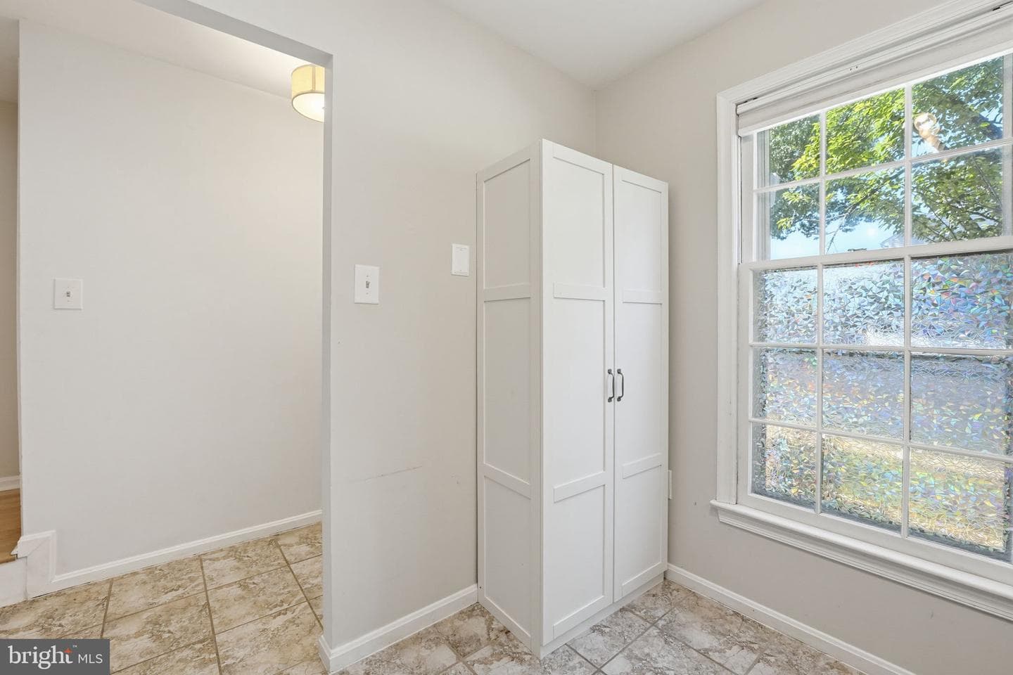 6472 Brick Hearth Court photo 8