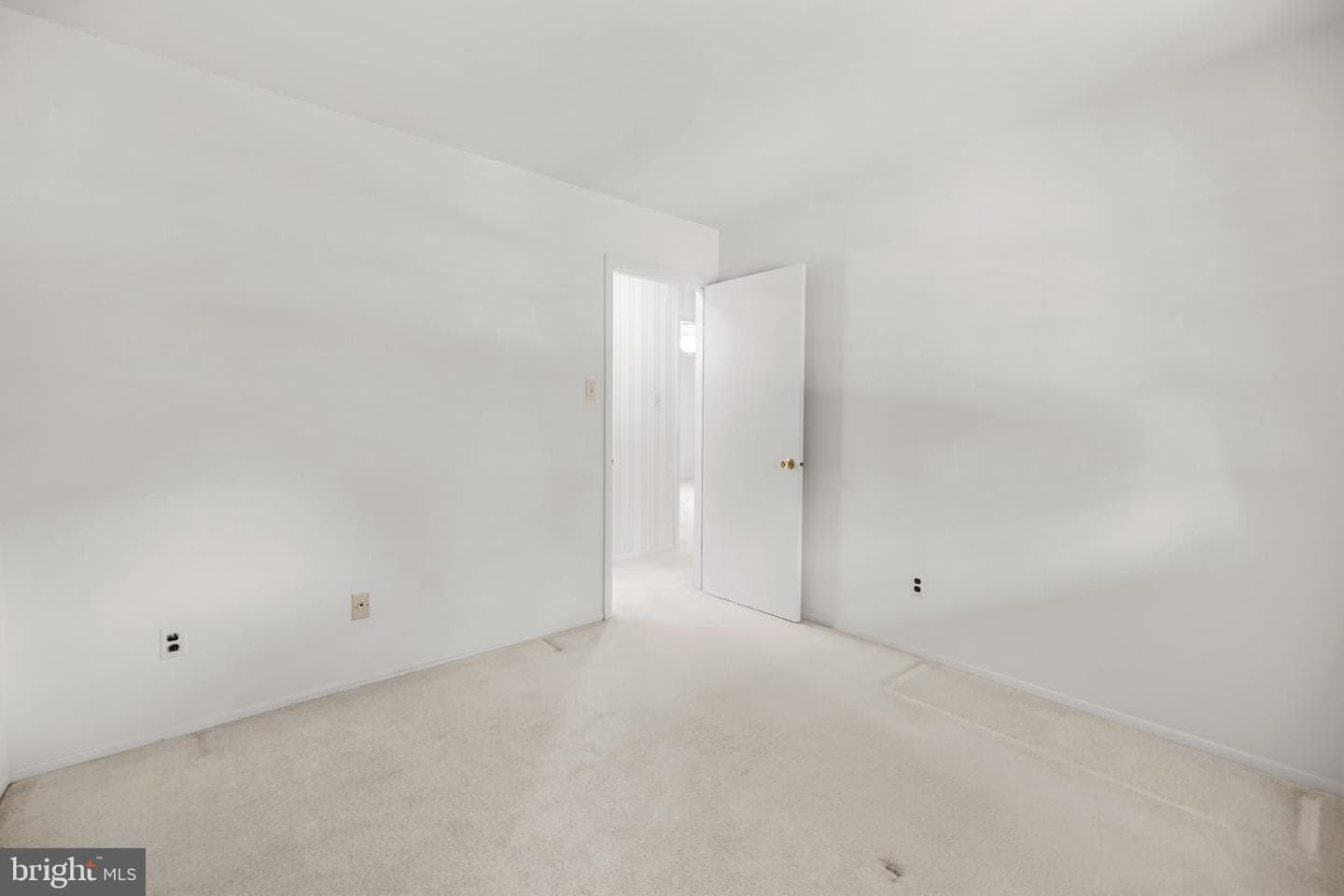6914 Hadlow Drive photo 17